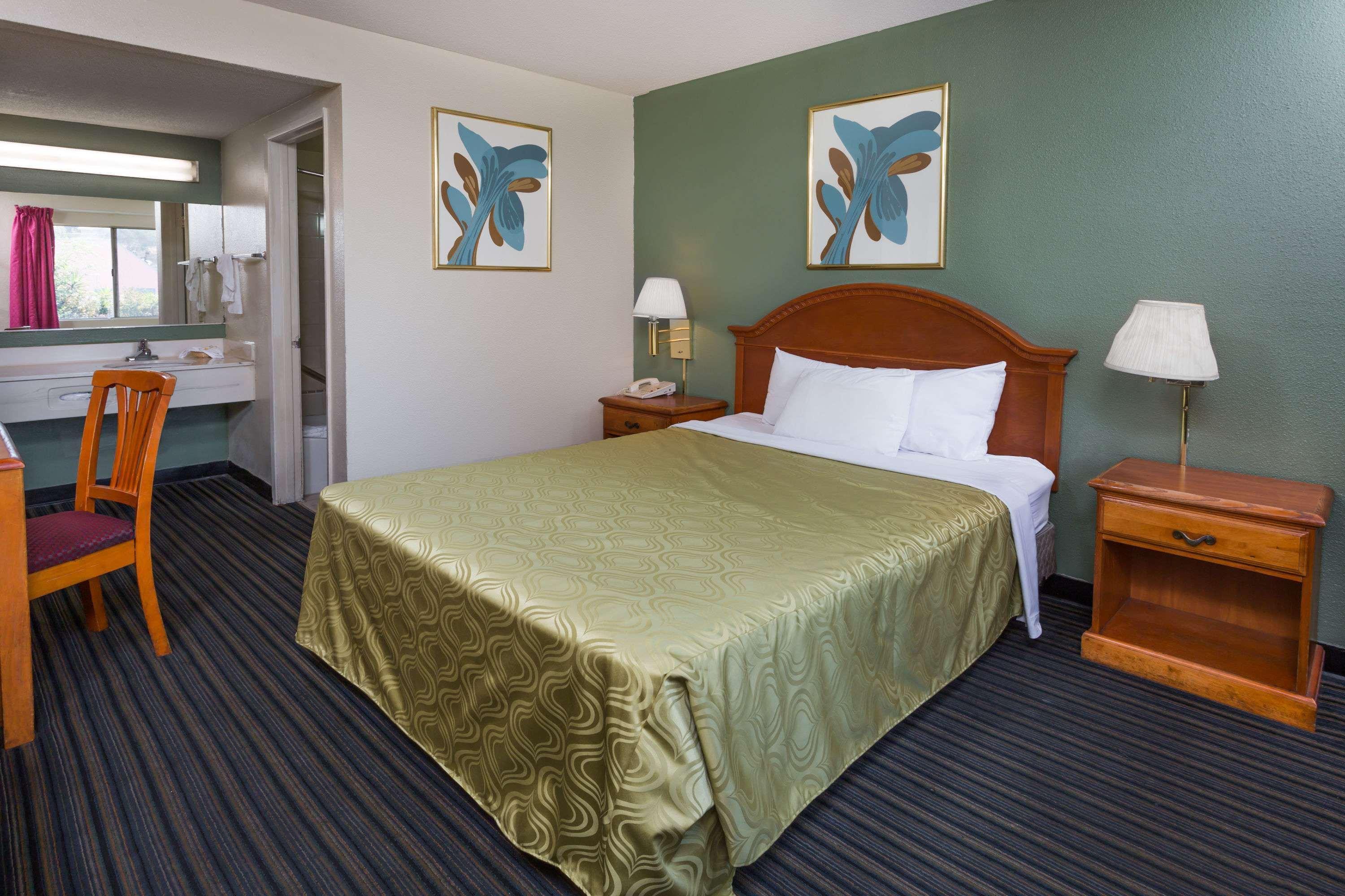 Hotel Days By Wyndham In
