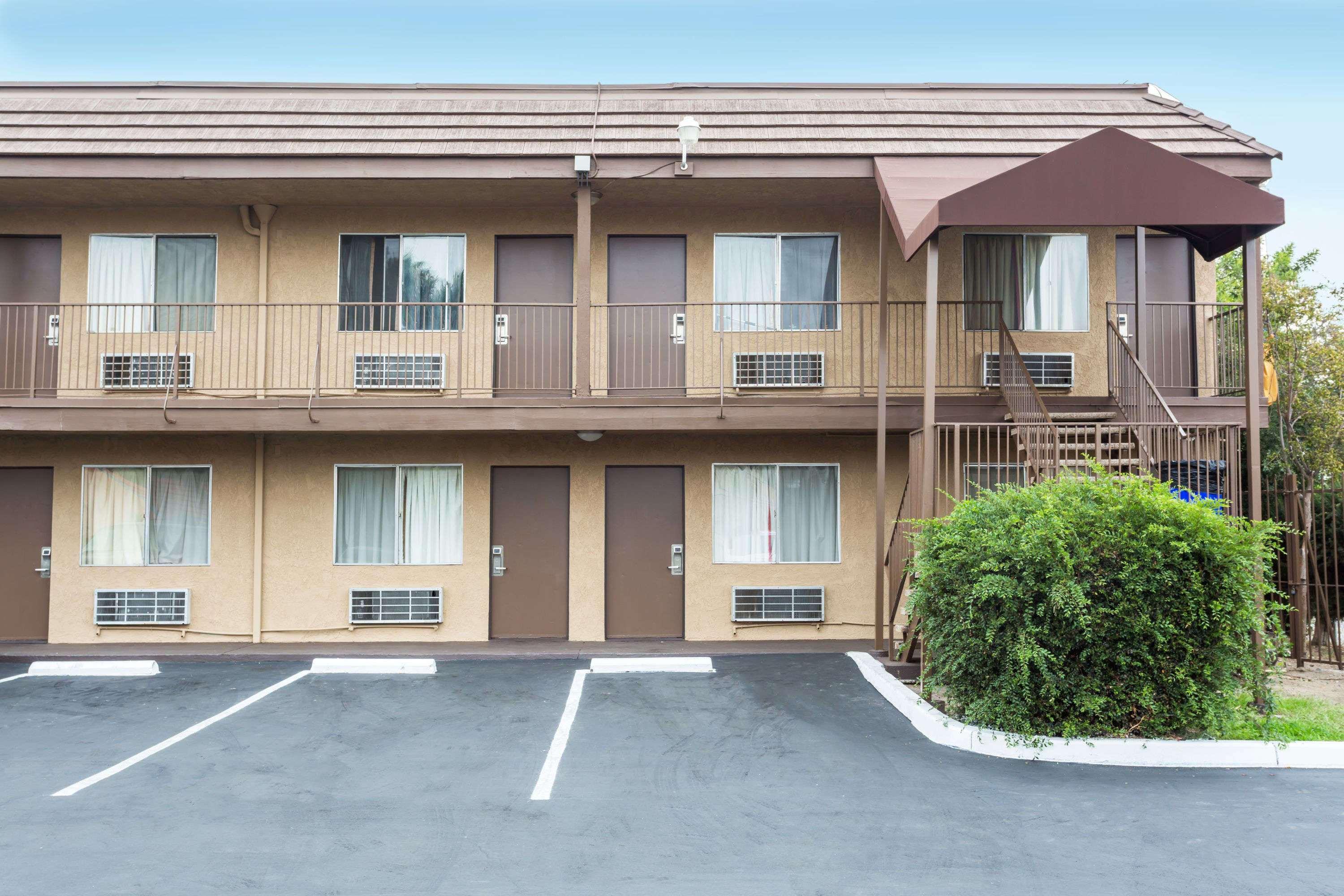 Days By Wyndham In Hotel 2*